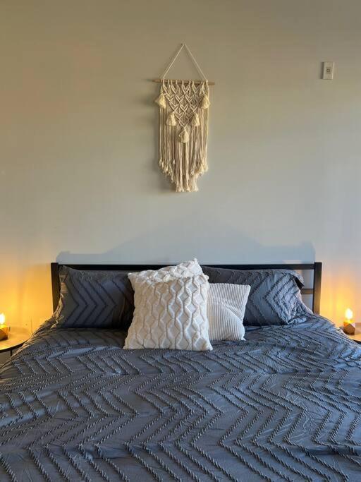 Townhouse In Uptown King Bed-Wi-Fi-Free Parking-Pool Lägenhet Charlotte Exteriör bild